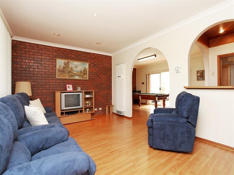 37 Shaws Road, Werribee VIC 3030