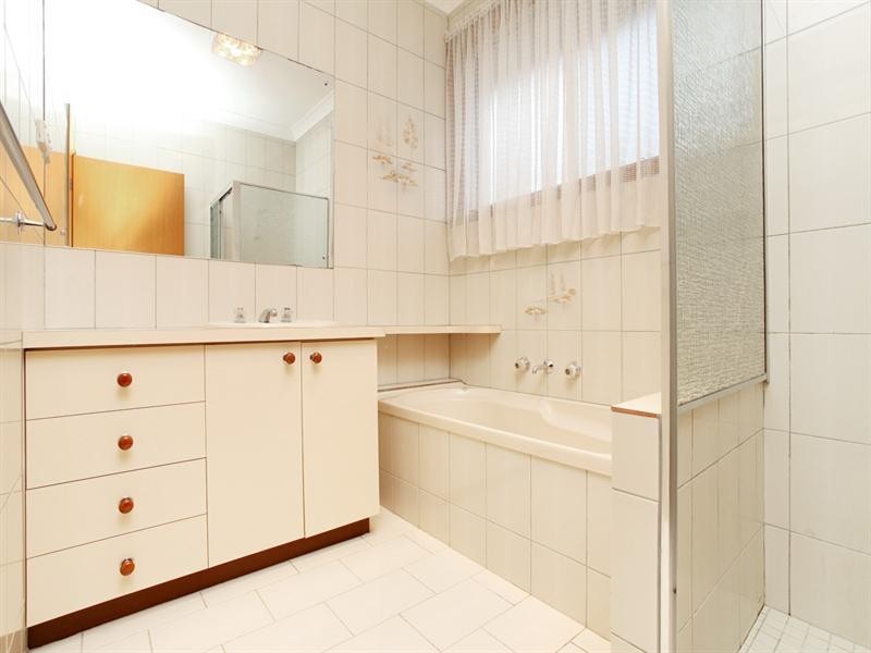 37 Shaws Road, Werribee VIC 3030