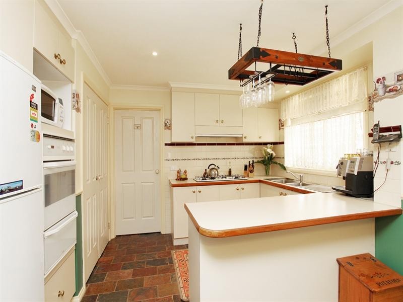 4 Savage Court, Werribee VIC 3030