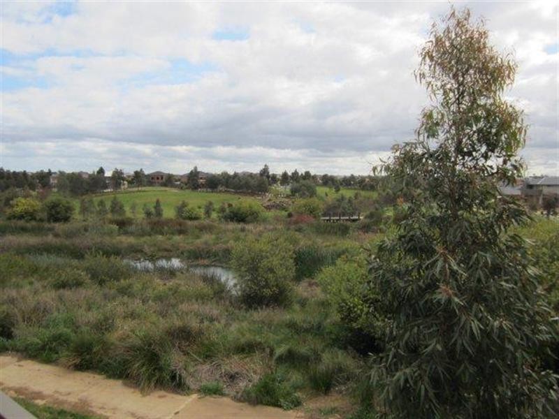 9/1 Clearwater Rise Parade, Truganina VIC 3029