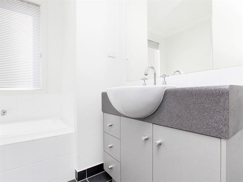 4 Juliet Avenue, Tarneit VIC 3029