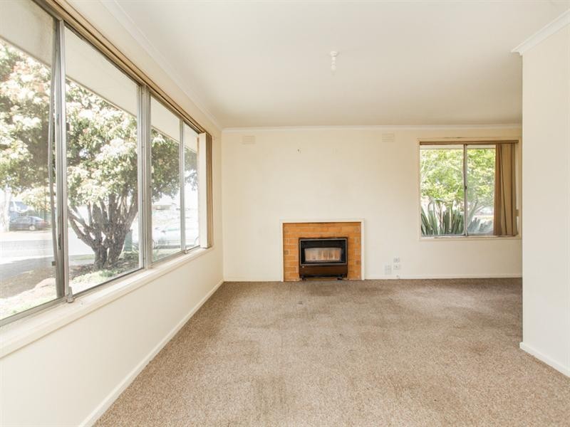 34 Russell Street, Werribee VIC 3030