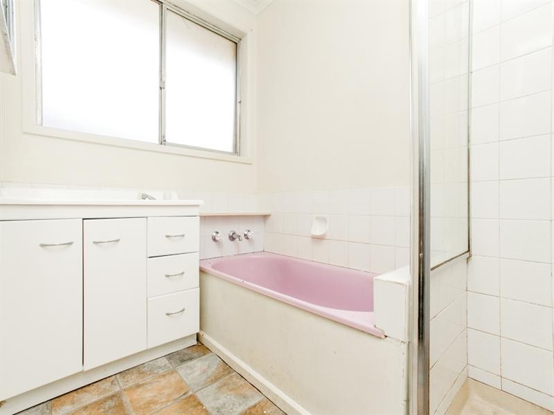 34 Russell Street, Werribee VIC 3030