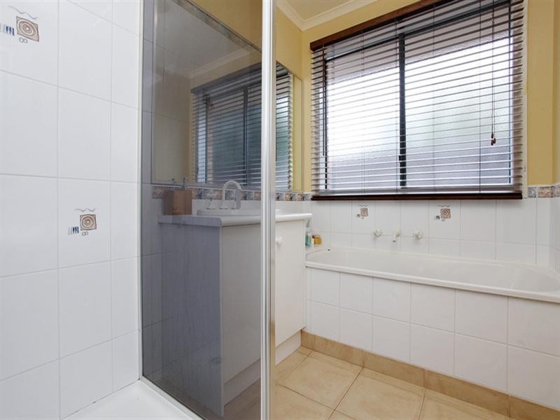 9 Crown Court, Tarneit VIC 3029