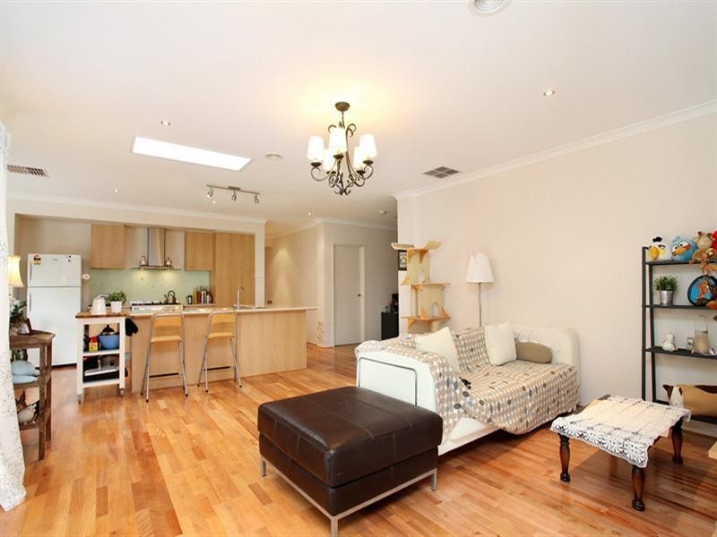 11 Vaughan Chase, Wyndham Vale VIC 3024