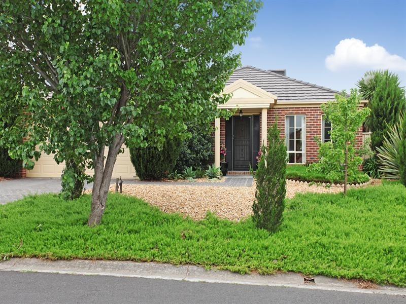 2 Chisholm Place, Wyndham Vale VIC 3024