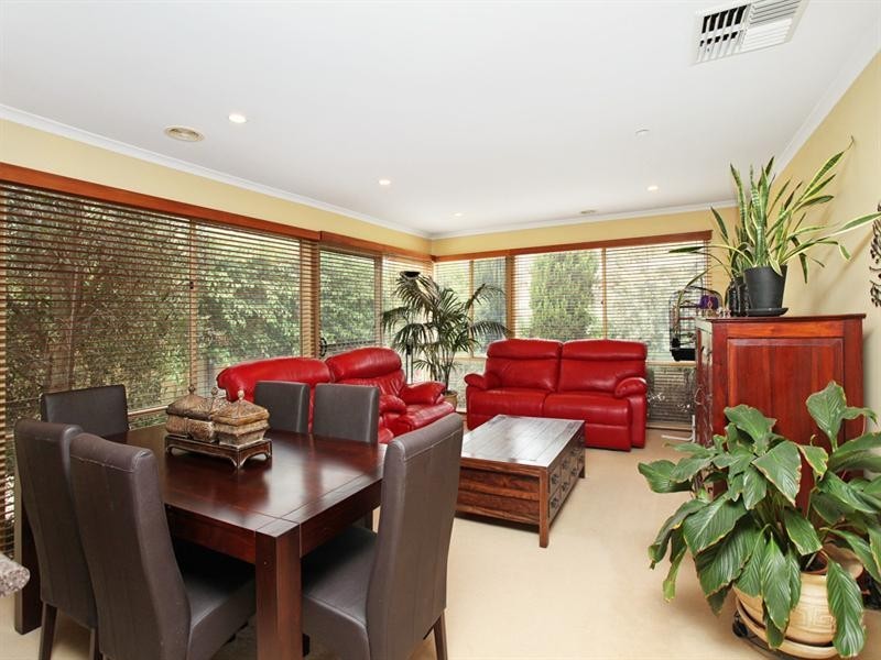 2 Chisholm Place, Wyndham Vale VIC 3024