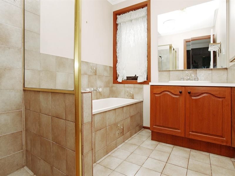 1 Olsen Court, Werribee VIC 3030