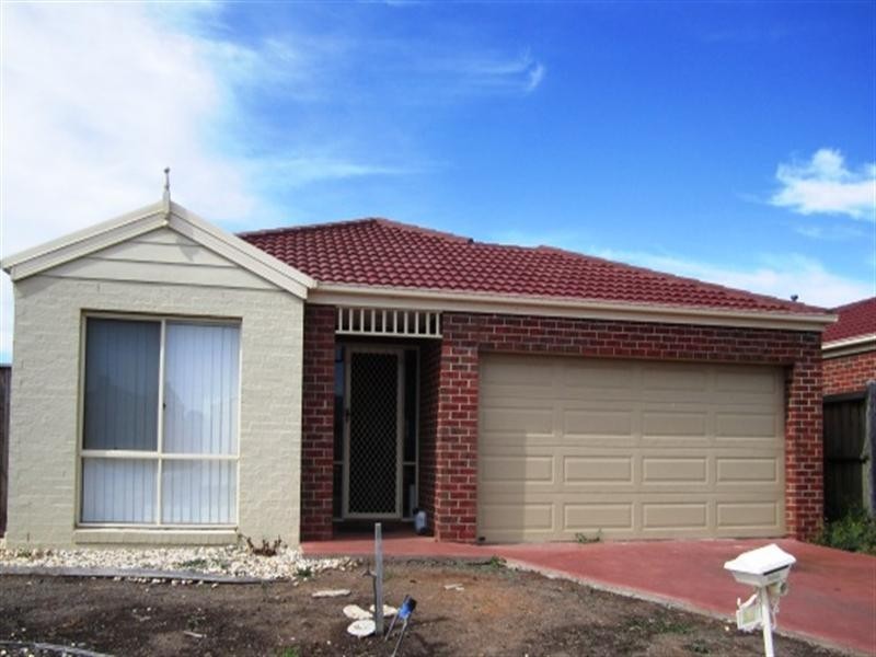 53 Papillon Parade, Tarneit VIC 3029