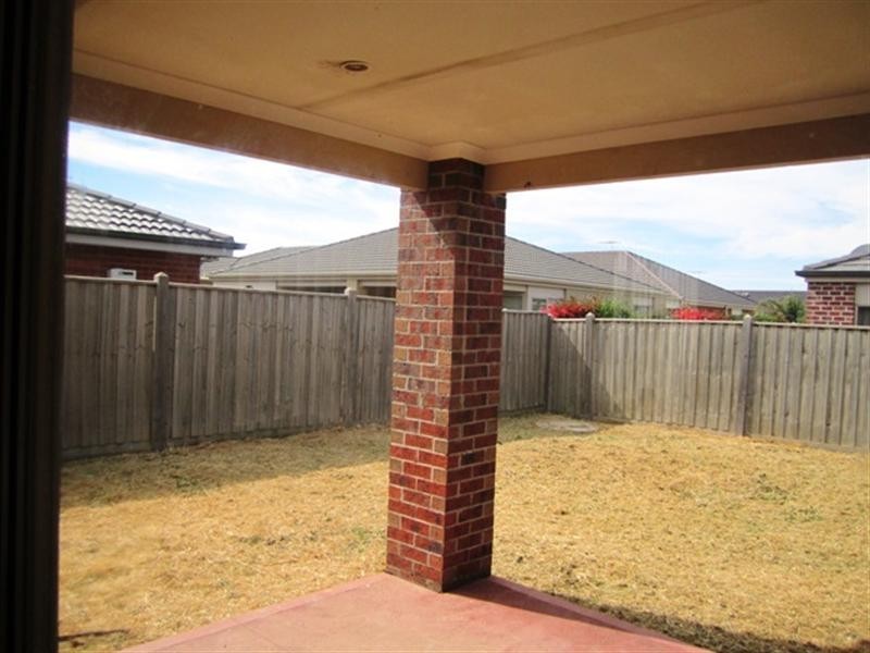 53 Papillon Parade, Tarneit VIC 3029