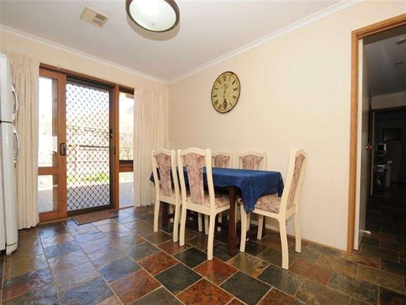 10 Rhus Court, Werribee VIC 3030