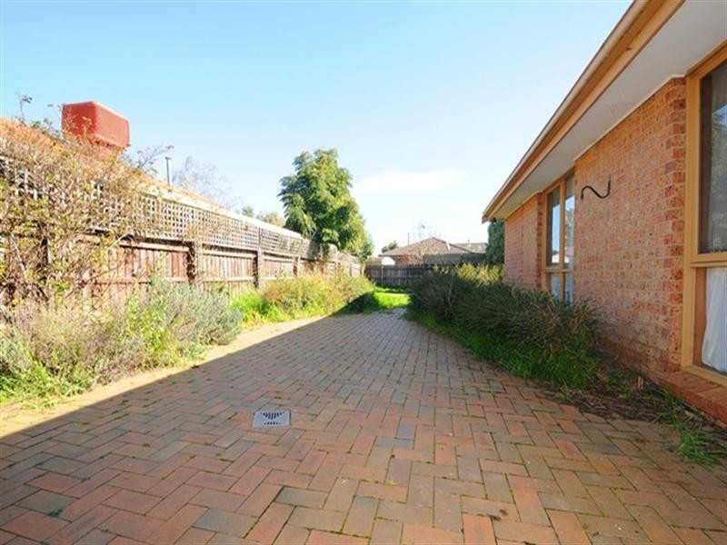 10 Rhus Court, Werribee VIC 3030
