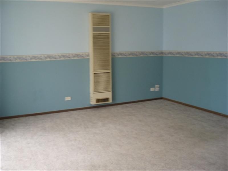 98 Cambridge Crescent, Werribee VIC 3030