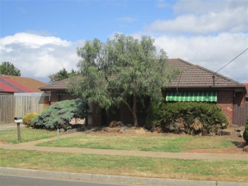 37 Derwent Road, Werribee VIC 3030