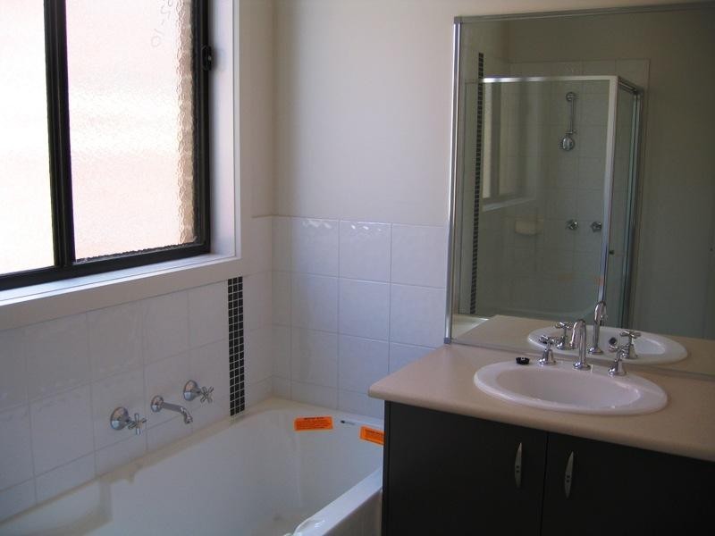 2/22 Jordyn Street, Tarneit VIC 3029