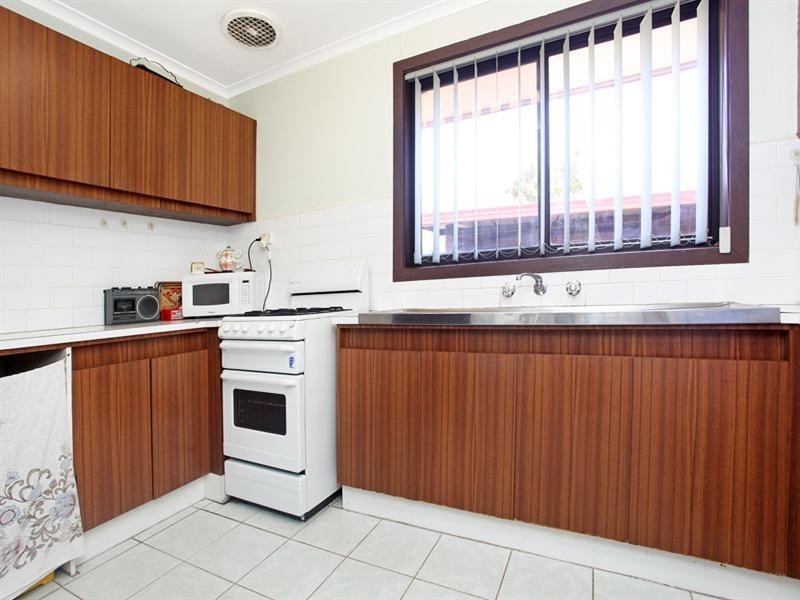 1/40 Honour Avenue, Wyndham Vale VIC 3024