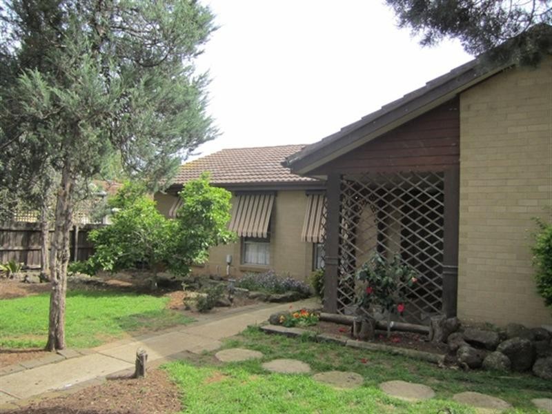 86 Chirnside Avenue, Werribee VIC 3030