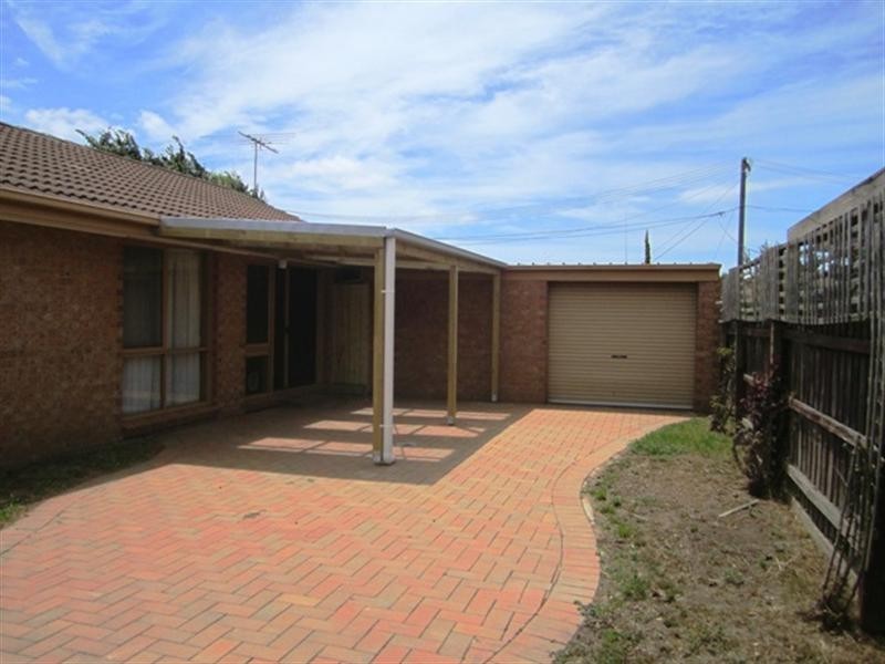 10 Rhus Court, Werribee VIC 3030