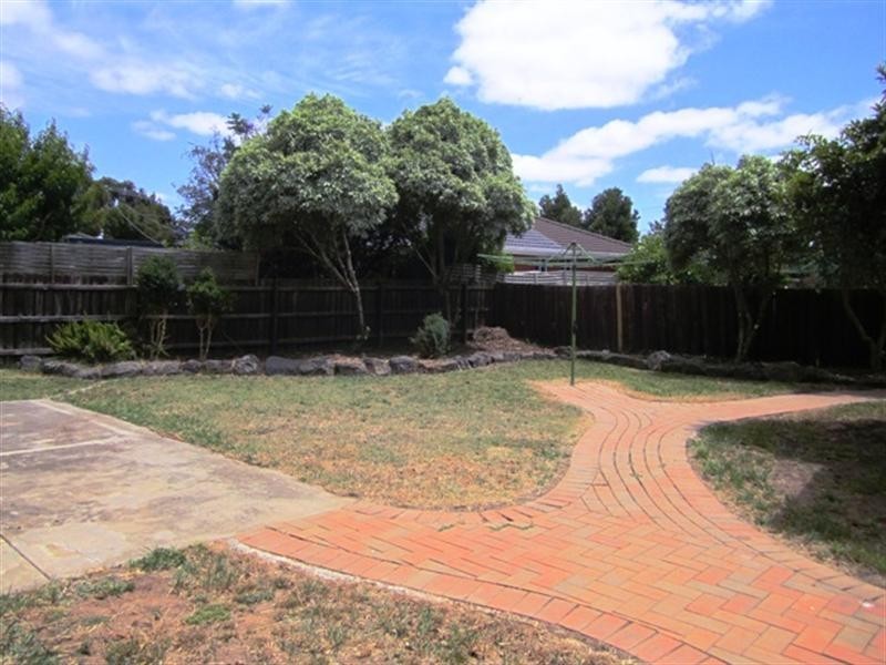 10 Rhus Court, Werribee VIC 3030