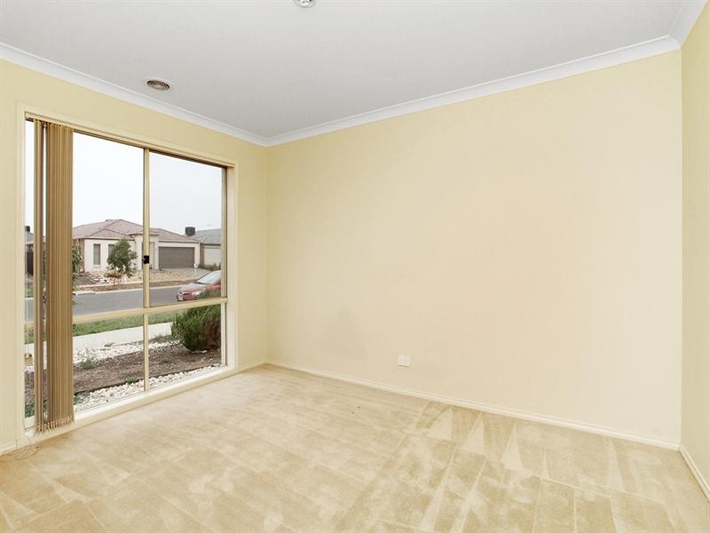 53 Papillon Parade, Tarneit VIC 3029