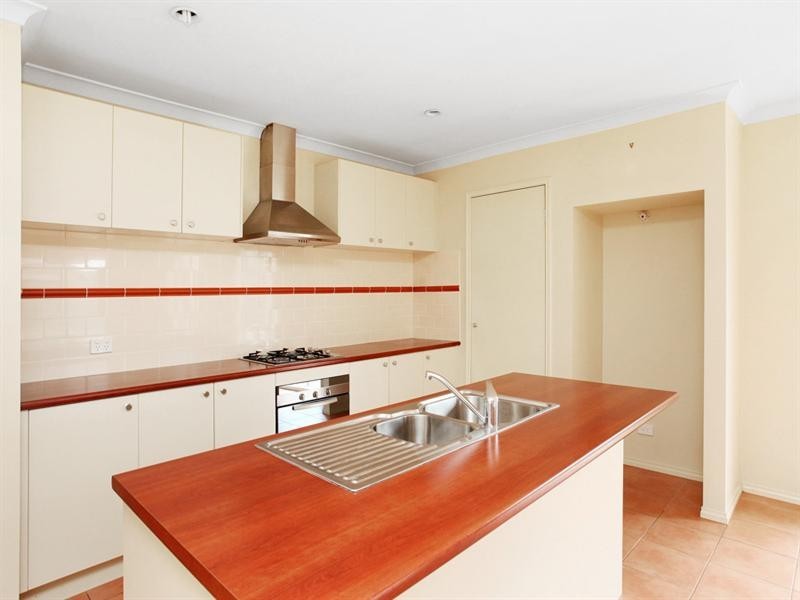 53 Papillon Parade, Tarneit VIC 3029