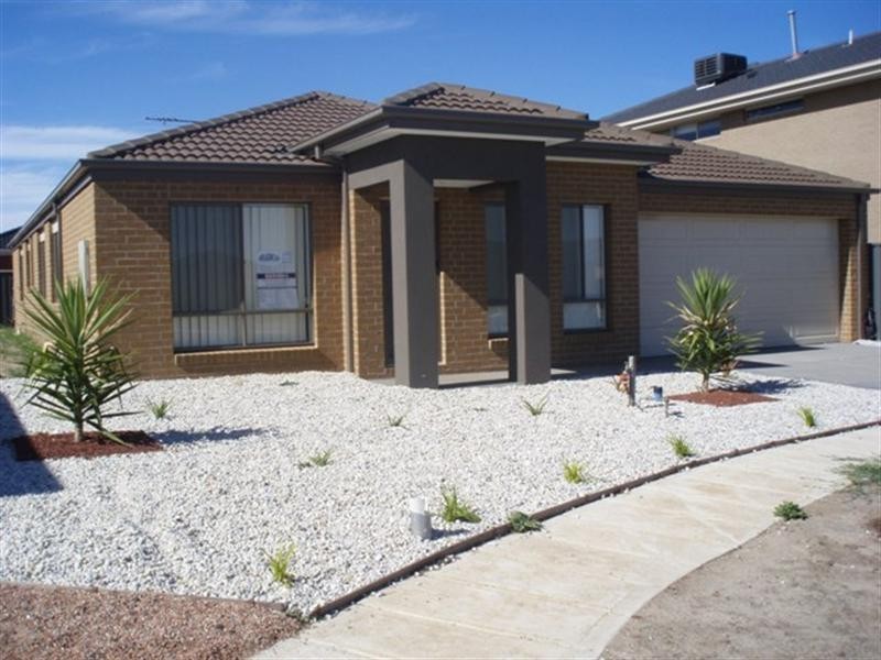 8 Zelkova Court, Tarneit VIC 3029