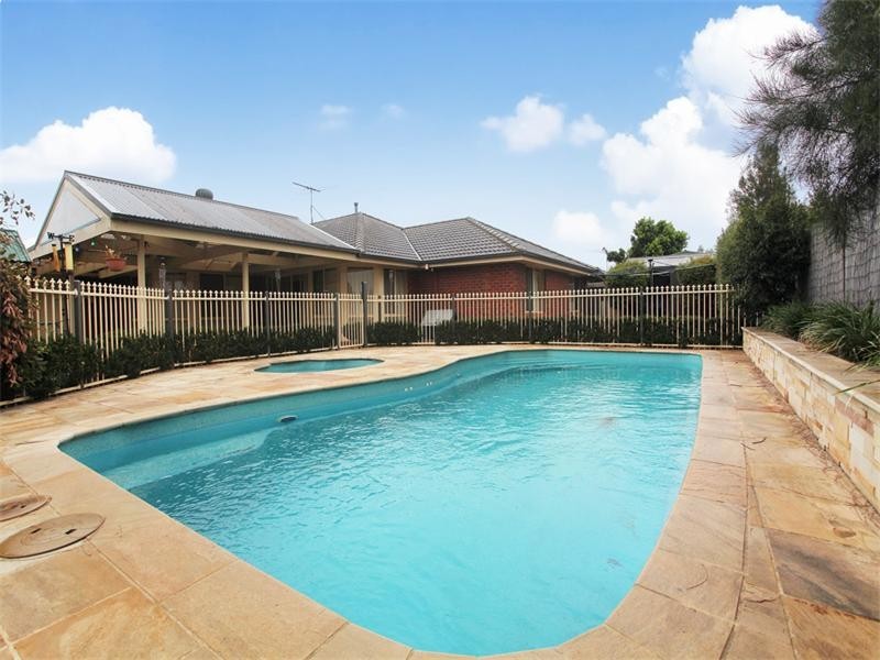 4 Clansman Close, Hoppers Crossing VIC 3029