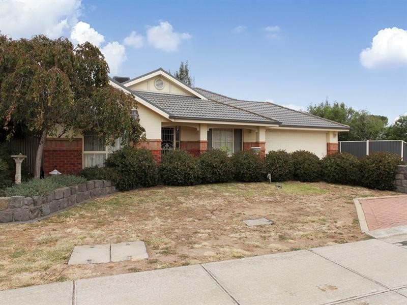 4 Clansman Close, Hoppers Crossing VIC 3029