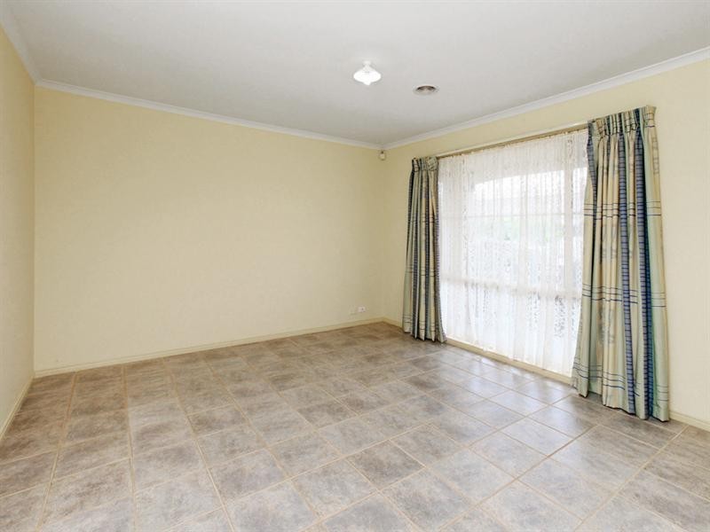 4 Clansman Close, Hoppers Crossing VIC 3029