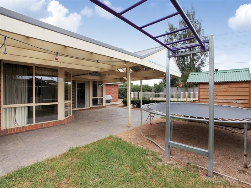 4 Clansman Close, Hoppers Crossing VIC 3029