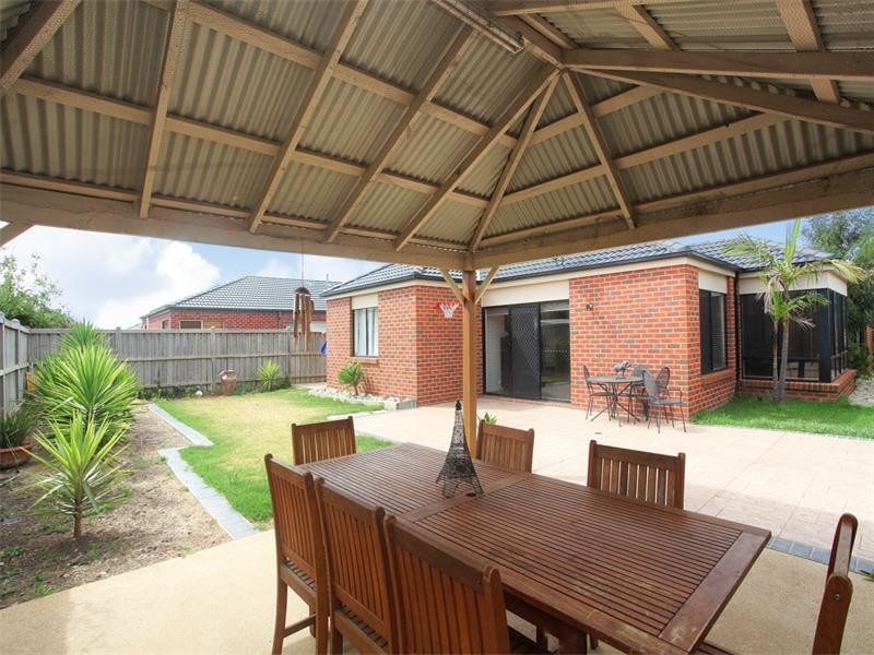 48 Azure Drive, Tarneit VIC 3029