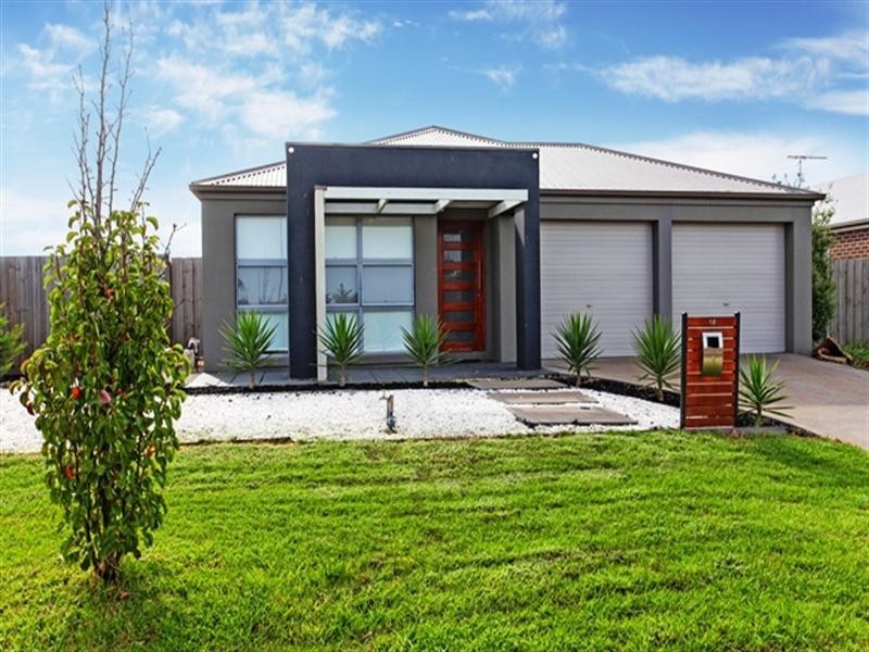16 Merribah Way, Truganina VIC 3029