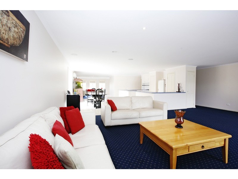 94 Walls Road, Werribee VIC 3030