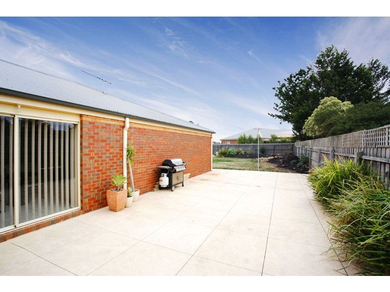 94 Walls Road, Werribee VIC 3030