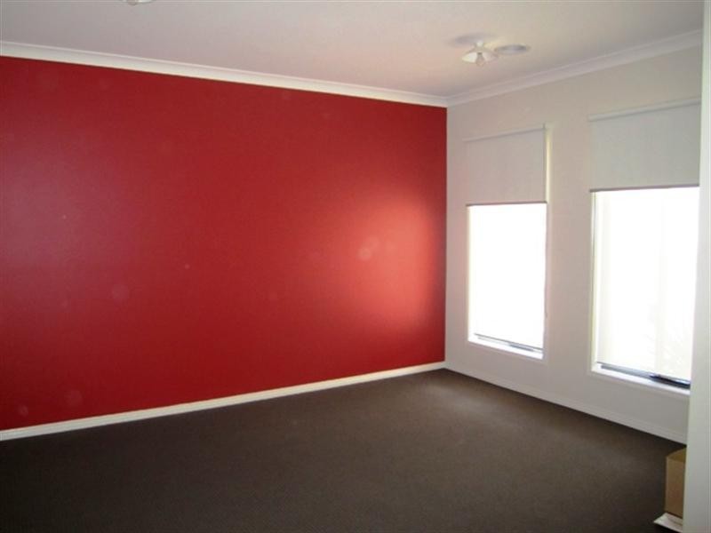 9 Langley Avenue, Wyndham Vale VIC 3024