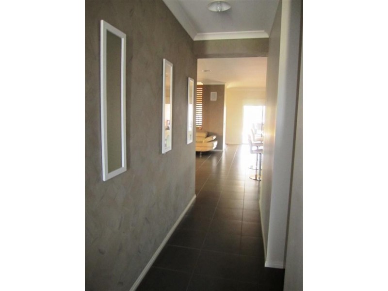 9 Langley Avenue, Wyndham Vale VIC 3024