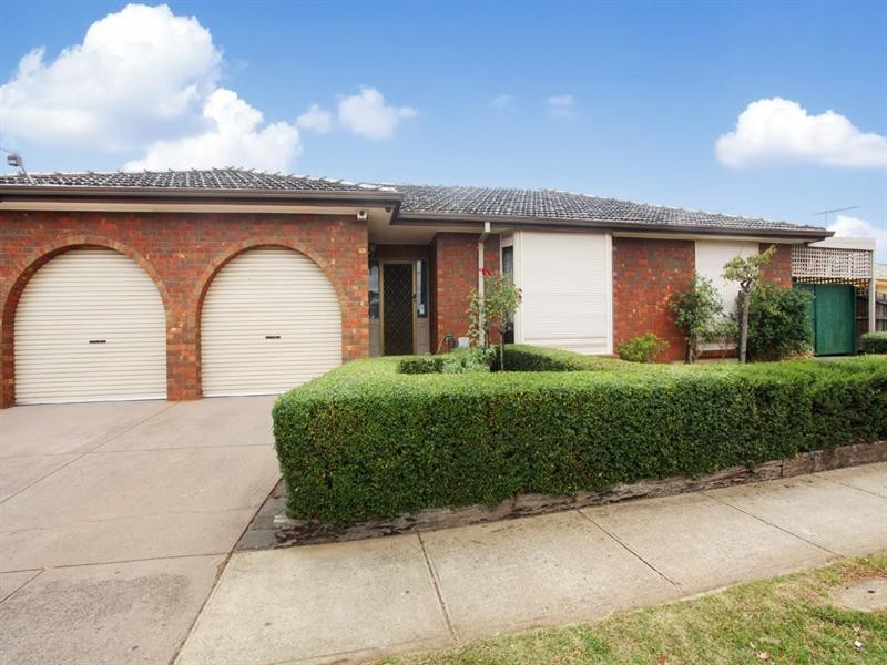 21 Derwent Road, Werribee VIC 3030