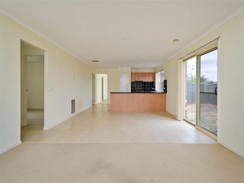 6 Burdekin Street, Wyndham Vale VIC 3024