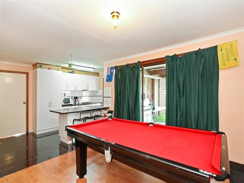 27 Huntingfield Drive, Hoppers Crossing VIC 3029