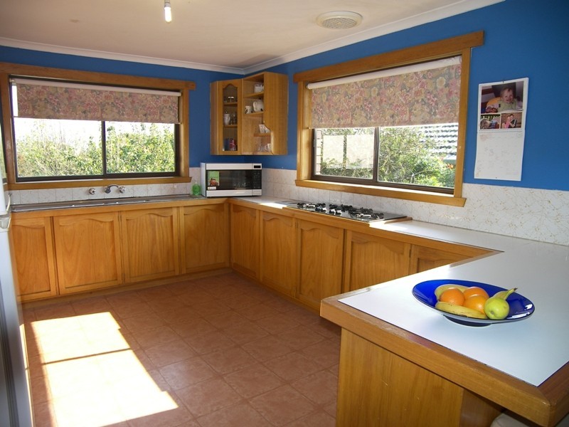 6 Serre Road, Kingston TAS 7050