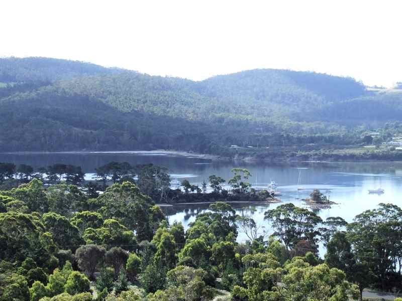 19 Hardys Court, White Beach TAS 7184