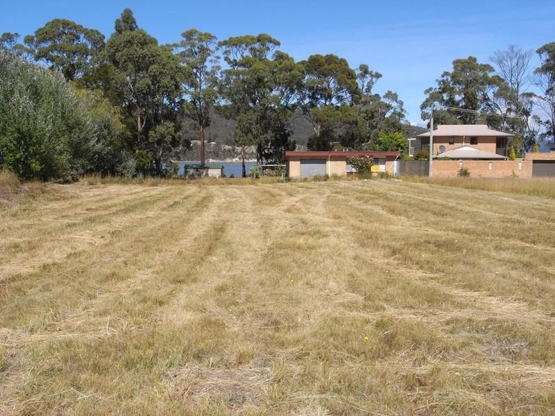 Lot 25 Channel Highway, Deep Bay TAS 7112