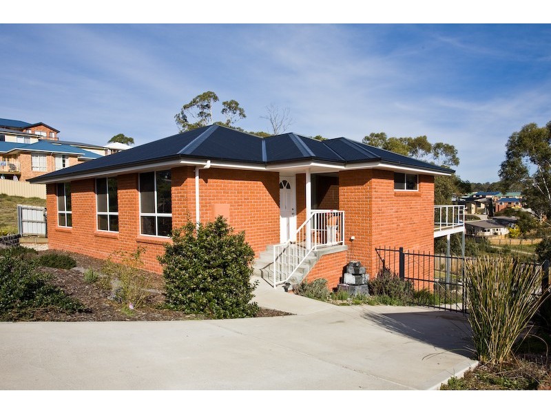 12 Malachi Drive, Kingston TAS 7050