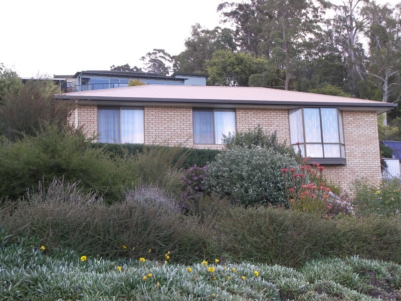 58 Hiern Road, Blackmans Bay TAS 7052