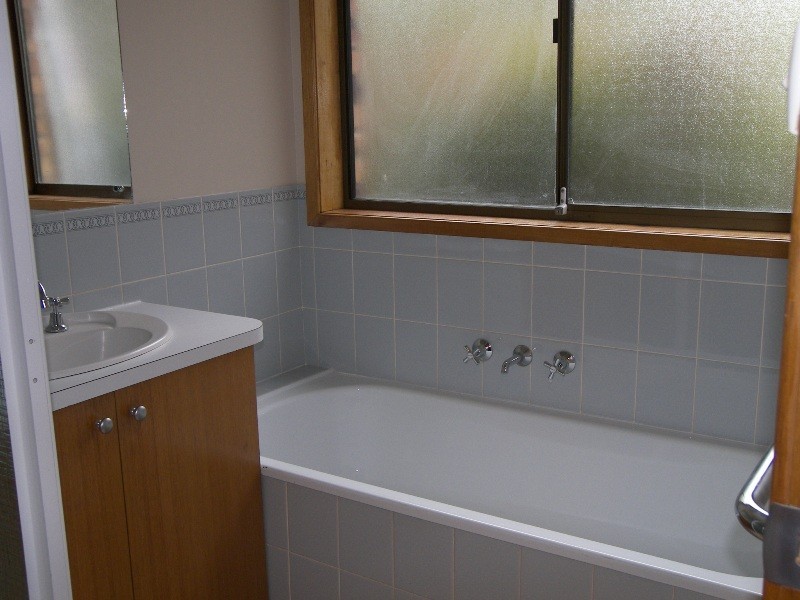 6 Harris Court, Kingston TAS 7050