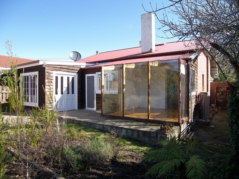 75 Swanston Street, New Town TAS 7008