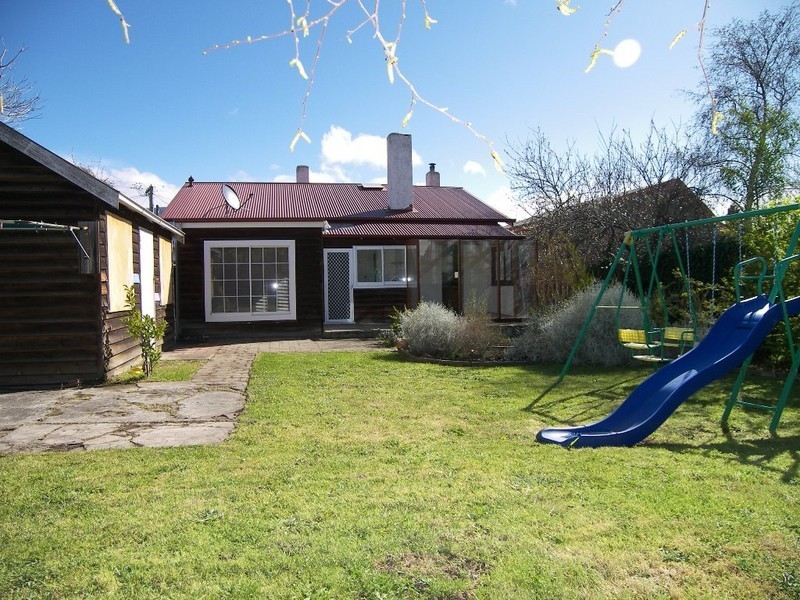 75 Swanston Street, New Town TAS 7008