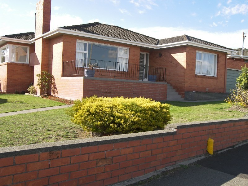 50A Lincoln, Lindisfarne TAS 7015