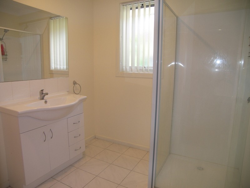 2/42 Hiern Road, Blackmans Bay TAS 7052