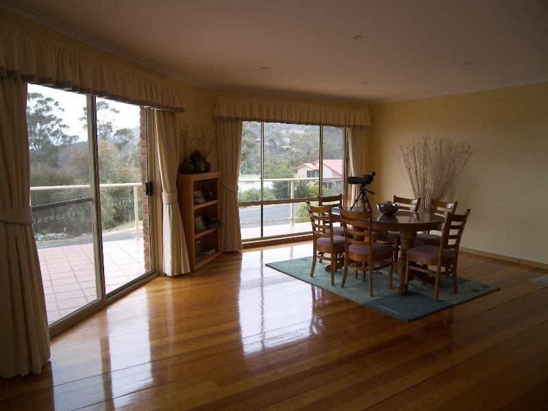 72 Suncoast Drive, Blackmans Bay TAS 7052